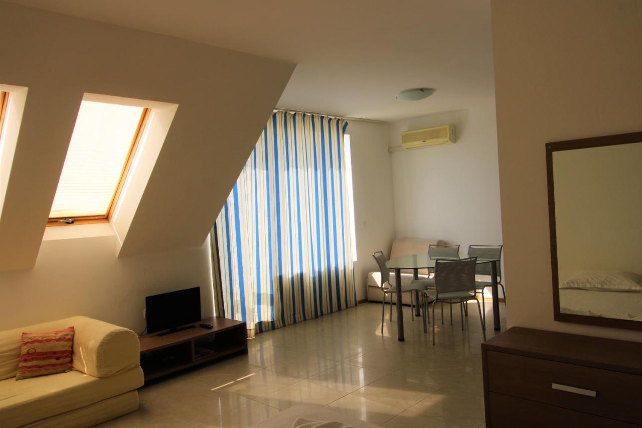 Menada Belle View Apartments Sveti Vlas Exterior photo